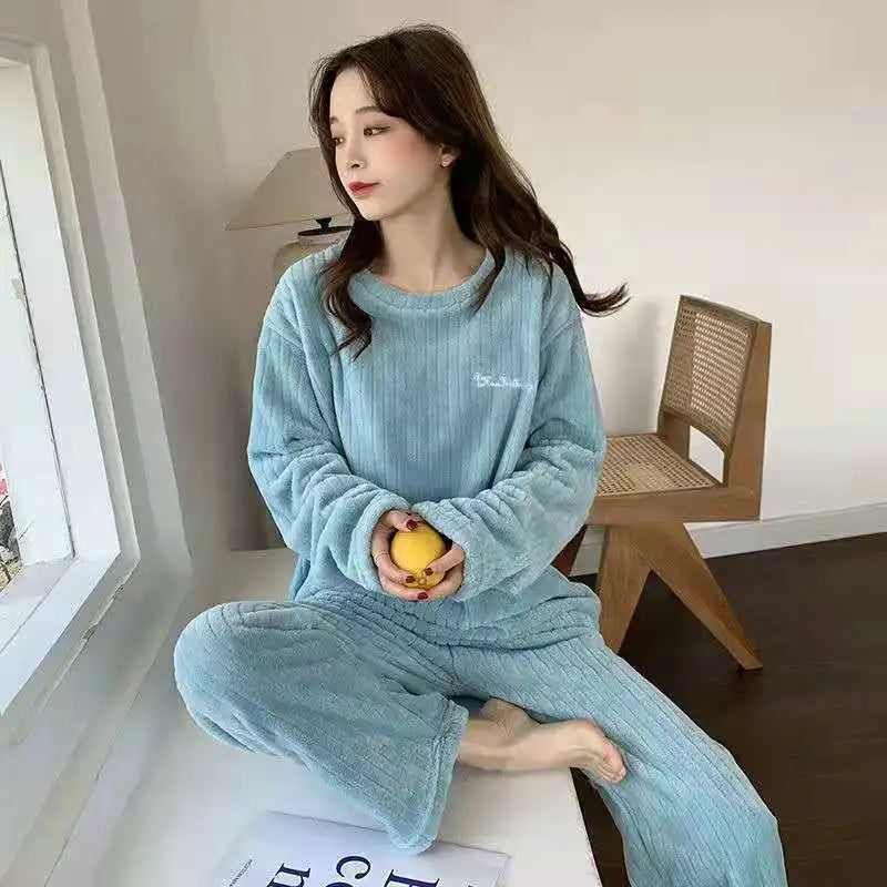 Women's Cozy Knit Lounge Set – Soft Two-Piece Outfit for Home & Casual Wear