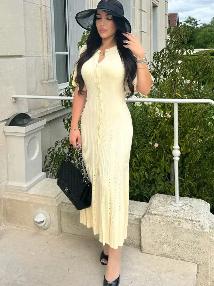 Women’s Elegant Knitted Maxi Dress O-Neck Button Detail High Waist Split Casual Chic Outfit