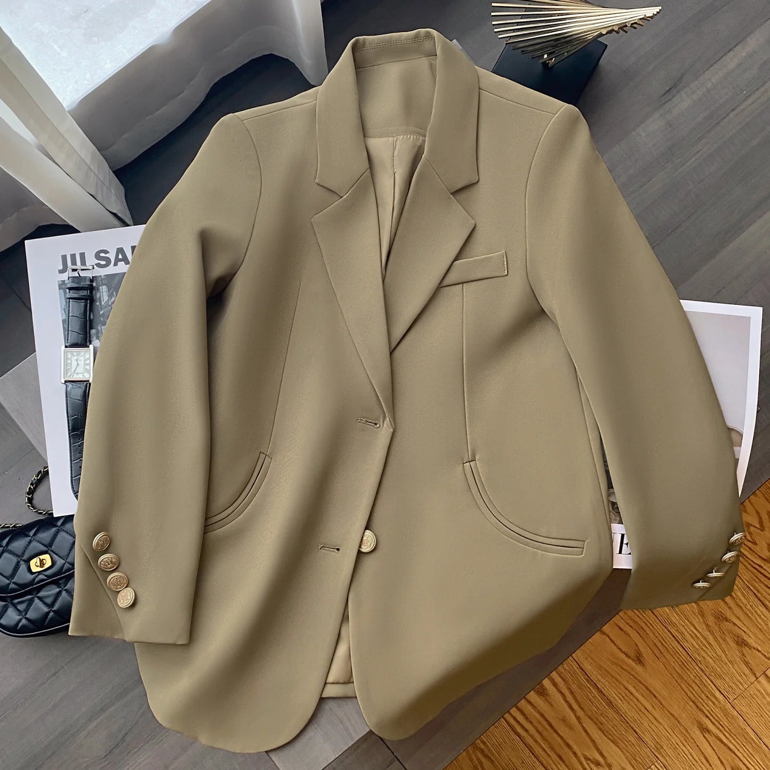 Women’s Elegant Tailored Blazer – Modern Chic Style