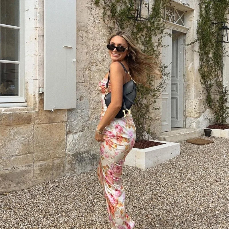 Floral Bodycon Dress – Elegant Summer Look